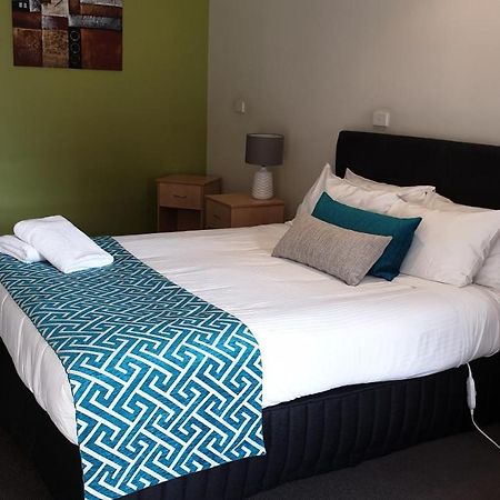 Tenterfield Tavern And Motor Inn Экстерьер фото