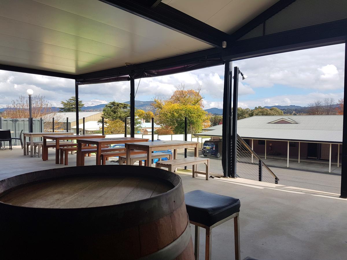 Tenterfield Tavern And Motor Inn Экстерьер фото