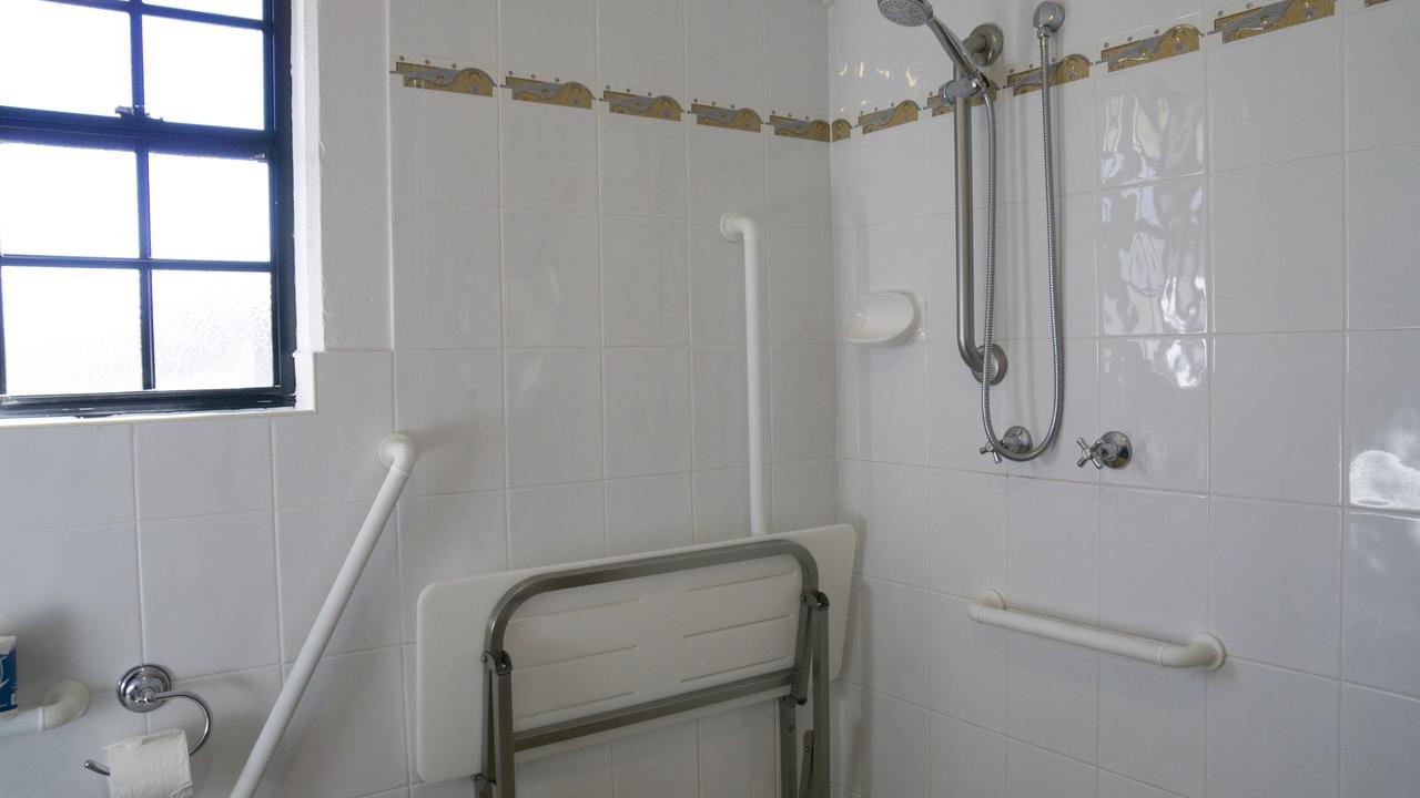 Tenterfield Tavern And Motor Inn Экстерьер фото